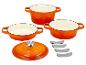 Ensemble de casseroles en fonte émaillée orange avec couvercle et protections