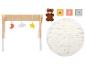 Ensemble de jeu en bois pour bébé avec jouets suspendus et couverture étoilée.