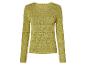 Pull olive avec motif ajouré.