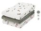 Trois draps-housses pliés avec motifs de champignons et plantes en blanc, vert et bordeaux.