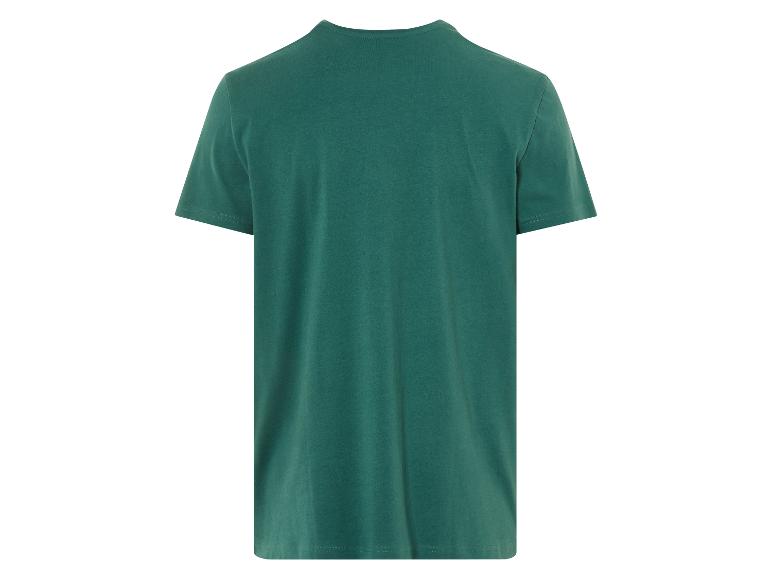 Un t-shirt vert foncé à manches courtes.