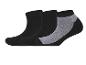 Trois paires de chaussettes noires avec un talon et des orteils gris.