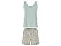 Pyjama : débardeur vert clair et shorts fleuris.