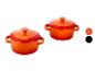 Deux mini-casseroles en céramique orange avec couvercles, avec des échantillons de couleur à droite.
