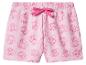 Short rose pour enfant avec imprimé de personnages de dessins animés dans des cœurs.