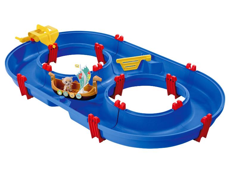 Circuit de bateau et accessoires pour enfants.