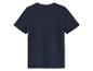 Un t-shirt bleu marine à manches courtes.