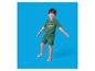 Garçon en ensemble t-shirt et short vert avec un dinosaure Stégosaure.