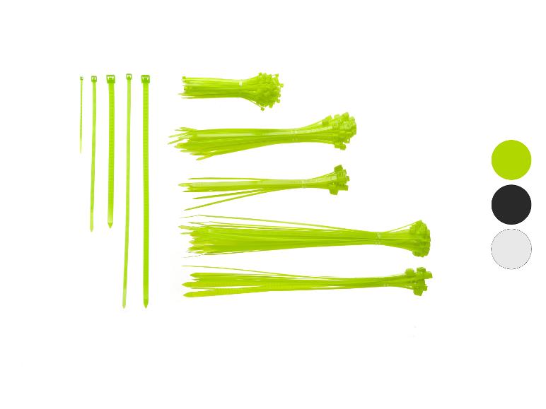 Ensemble de colliers de serrage verts de différentes tailles avec trois échantillons de couleur