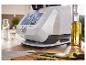 Robot Monsieur Cuisine Smart, huile aromatisée, et couteau de cuisine.