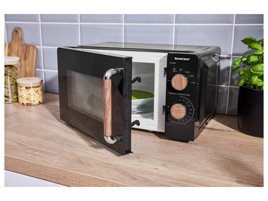 SILVERCREST® KITCHEN TOOLS Four à micro-ondes SMWH 700 B1, 700 W, 17 L