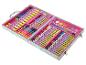 Coffret d'art avec feutres, crayons de couleur, craies grasses, aquarelles et accessoires.