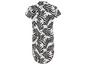 Une robe blanche avec un imprimé de feuilles noires.