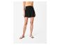 Shorts noirs taille haute avec top pêche.