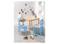 Table et chaises pour enfants sur le thème de la mer.