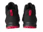 Paire de chaussures de randonnée Crivit noires.