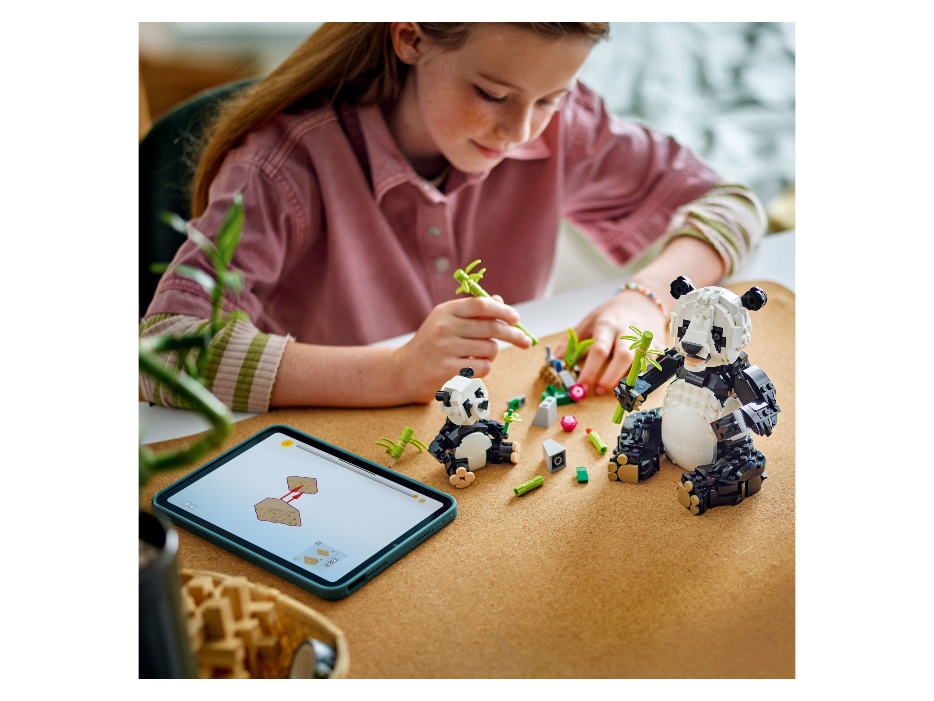 LEGO® Creator 31165 Animaux sauvages : la famille de pandas - vue 2