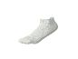 Chaussette de sport blanche basse avec tricot texturé.