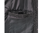 Poche intérieure d'un manteau pour homme avec fermeture auto-agrippante.