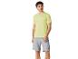 T-shirt et shorts de sport pour homme.