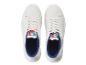 Basket Lidl Trek blanches avec détails bleus et multicolores.