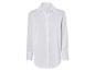 Une chemise blanche à manches longues.