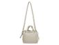 Sac à bandoulière rembourré beige clair avec fermeture à cordon et poignées supérieures.