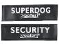 Deux étiquettes noires ZooFari indiquant Superdog et Security.