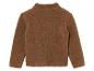 Une veste en fourrure teddy marron à manches longues.