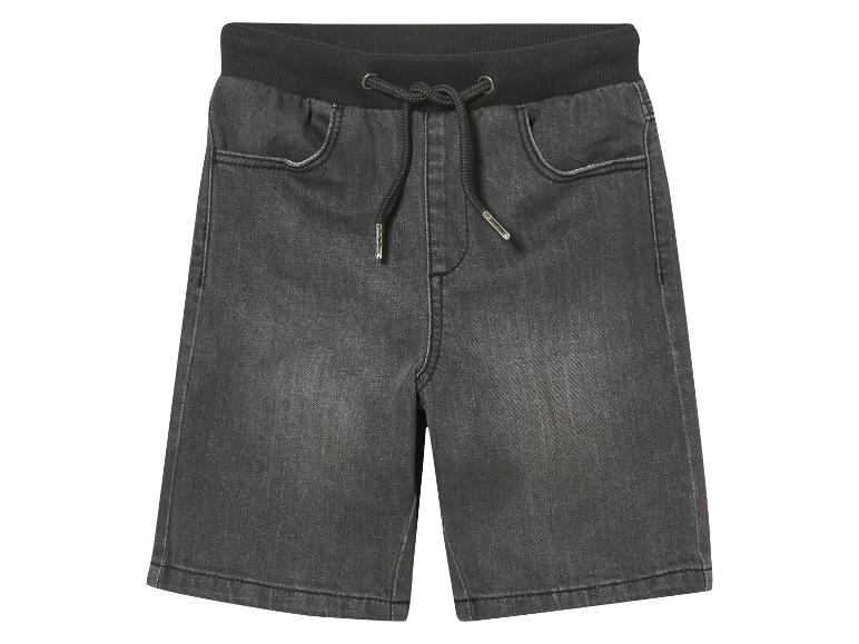 Shorts en jean gris foncé pour enfant, style décontracté.