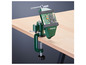 Un étau de table vert Parkside avec un circuit imprimé