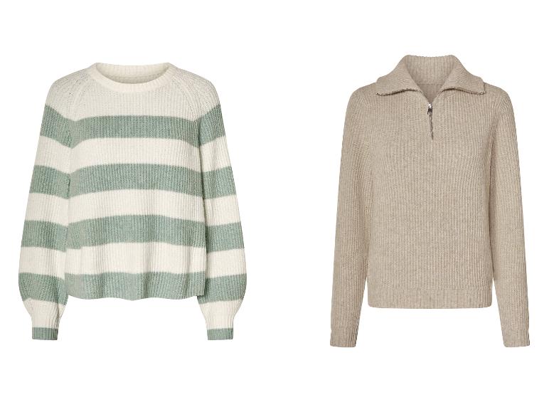 Deux pulls : un rayé et un beige à fermeture éclair.