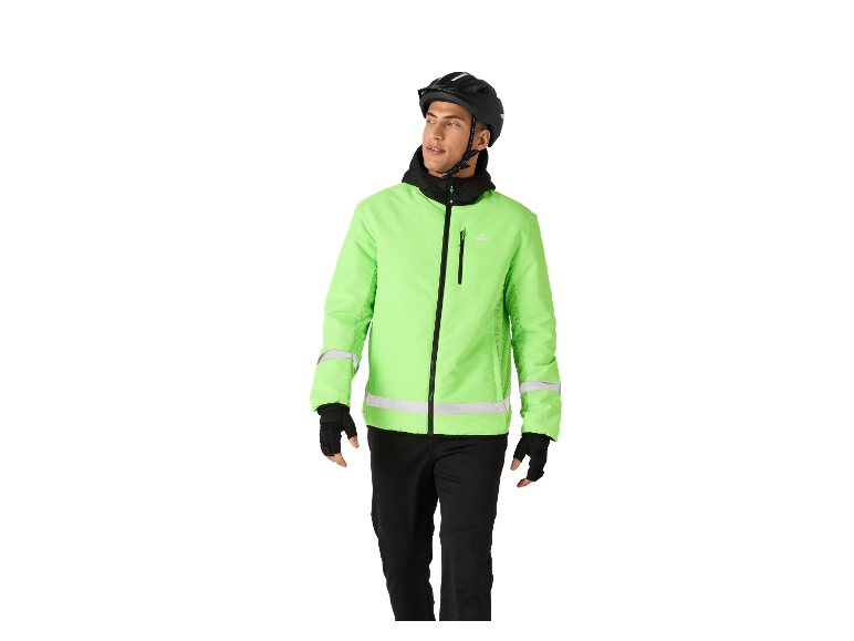 Homme portant une veste et un casque de vélo Crivit.