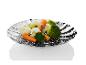Un panier vapeur avec du brocoli, du chou-fleur et des carottes.