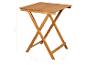 Table de jardin pliante en bois mesurant 74 cm (hauteur), 61,6 cm (largeur) et 60 cm (profondeur).