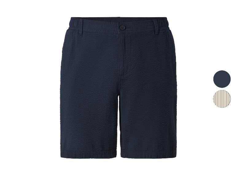 Shorts en tissu gaufré, bleu marine et autres coloris rayés.