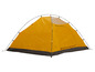 Une tente de camping jaune avec des détails noirs.