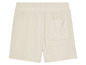 Short beige avec une poche