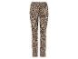 Un jean pour femme avec un motif léopard.