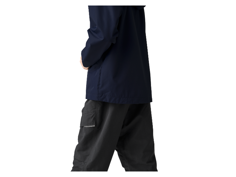 Veste et pantalon de sport bleu marine.