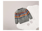 Pull gris pour enfants avec un motif de rennes et de flocons de neige.