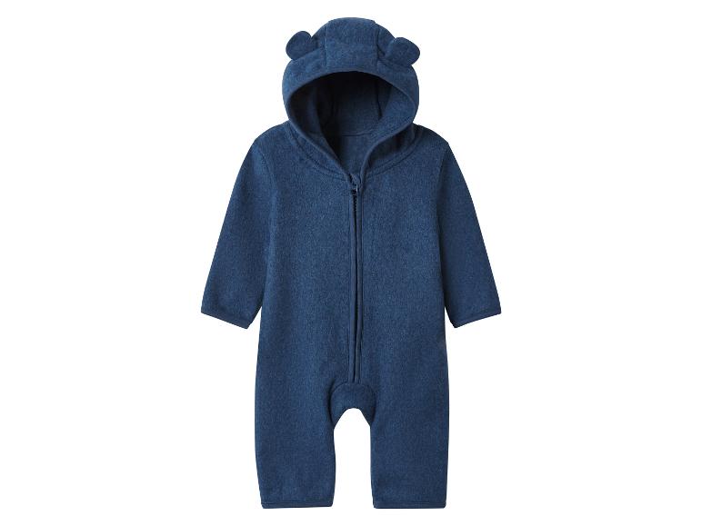 Combinaison bleue pour bébé avec capuche et oreilles d'ours.