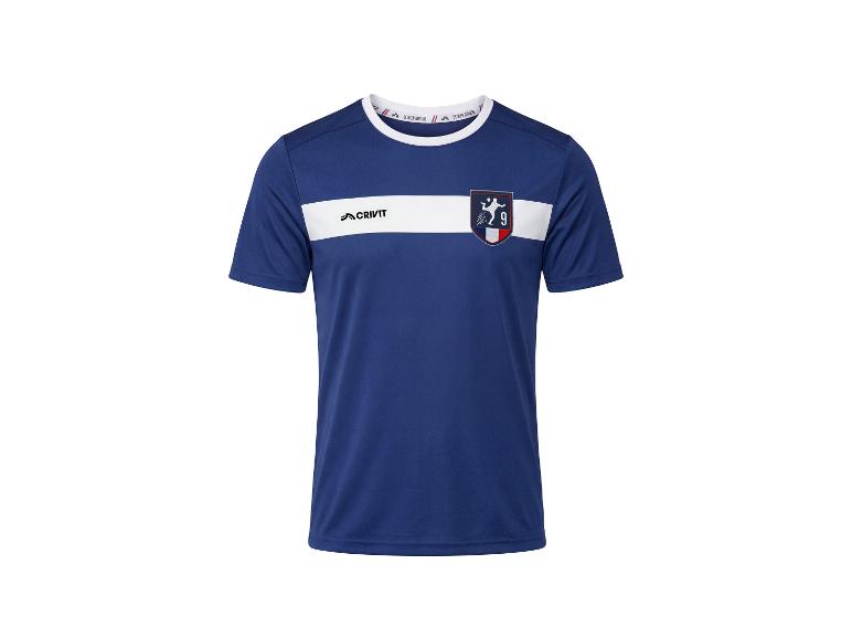 T-shirt de sport bleu avec une bande blanche horizontale et un écusson brodé.