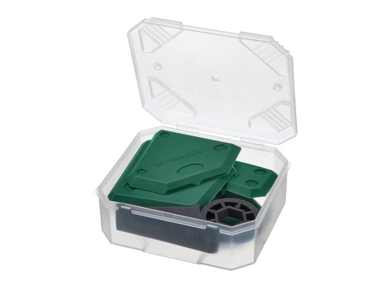 Kit de racloirs Parkside pour joints dans une boîte en plastique.