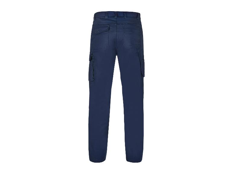 Pantalon cargo bleu marine foncé.
