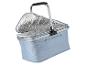 Panier isotherme pliable bleu clair avec poignée en aluminium et intérieur argenté.