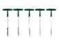 Cinq brosses de nettoyage pour grilles, avec manche en T vert.