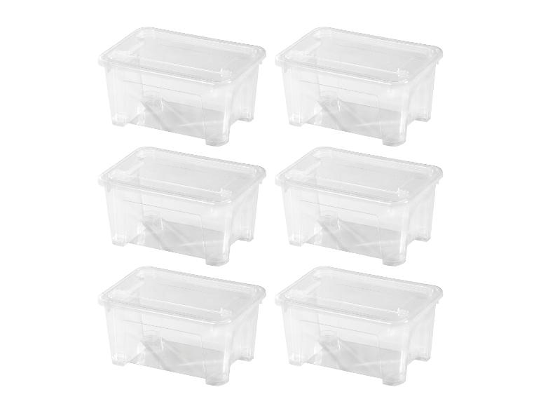Six boîtes de rangement en plastique transparent avec couvercles, disposées en deux colonnes sur fond blanc.