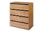 Une commode en bois avec quatre tiroirs.