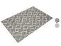 Tapis gris à motif géométrique, plusieurs options de design disponibles.